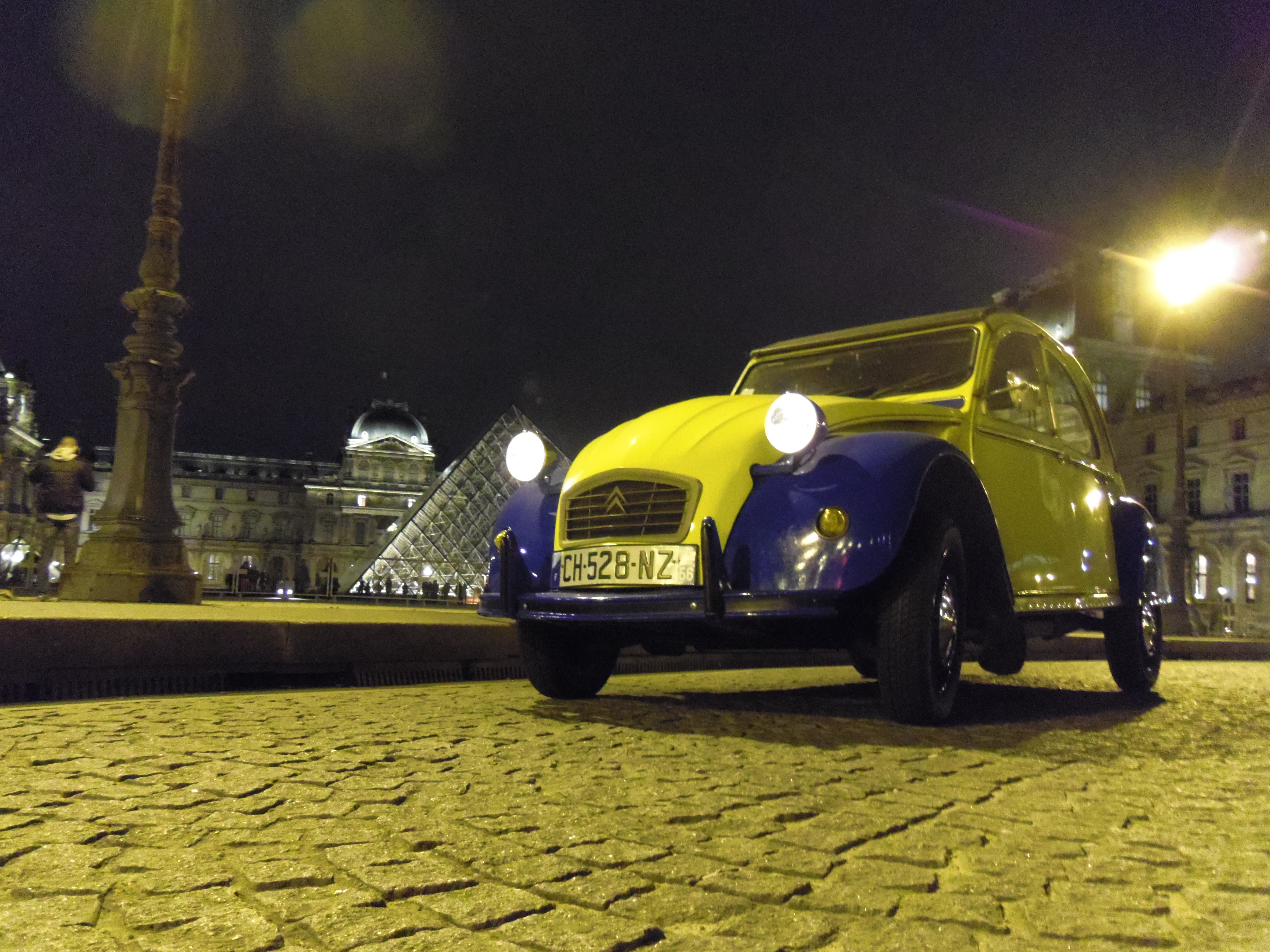 2CV Paris Tour - Paris By Night and Le Louvre