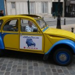 2CV Paris Tour - Visit Paris by 2CV! Place Dauphine : Right!