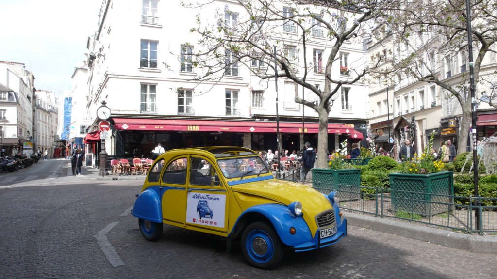2CV Paris Tour - Visit Paris by 2CV! The Cafés of the Place de la Contrescarpe